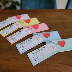 Voucher na podróż, szablon vouchera wakacyjnego, pakiet vouchera podróżnego z kopertą, voucher do wydrukowania, 5 kolorów, PDF