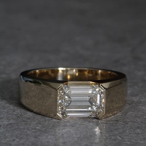 Emerald Cut Men&#39;s Moissanite Diamond Ring, Art Deco Half Bezel Solitaire Ring Engagement Ring, Statement Ring Gift For Husband ,Promise Ring
