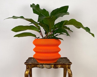 Flowerpot 3D Printer | Planter for plant made from recycled plastic | Modern floor vase for flowers | Housewarming gift