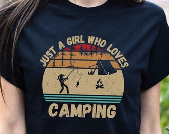 Camiseta "Just a Girl Who Loves Camping", linda camiseta para campistas, camiseta de campamento al aire libre de verano, regalo para el Día de la Madre 2025