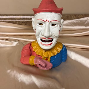 Vintage Cast Iron Humpty Dumpty Clown Coin Bank
