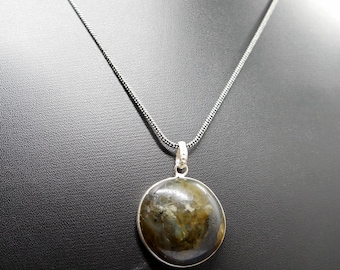 Vintage Round Cut Labradorite Pendant- Sterling Silver Handmade Gemstone Necklace, Boho Silver Jewelry