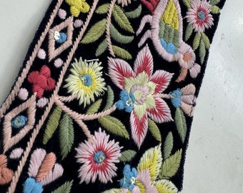 Broder Parsigara en dentelle, bordure en velours brodé, bordure en tissu à fleurs, sari de mariage, bordure de sari, bordure indienne par mètre, chemin de table