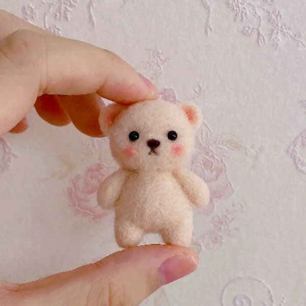 Nadelgefilzter Teddybär, Teddybär, gefilzte Wolle Handwerk, gefilzte Miniatur, kleine gefilzte Dekorationen, Geschenke für sie, Geschenke für Kinder, Haustier-Replik