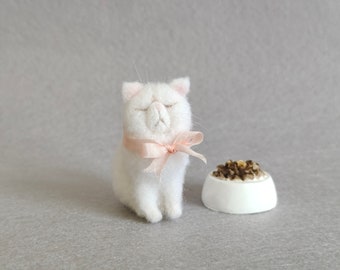 Mini Felted Wool Kitty,Felted Wool Crafts,Felted Miniature,Small Felted Decorations,Gifts For Her,Gifts For Cat Lovers,Mother&#39;s day gift