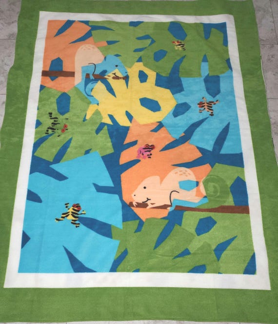 Camouflaged colorful frog double layered fleece throw blanket