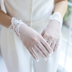 Delicate Lace Sheer Nylon Ivory Gloves, White Formal Gloves, Tulle Wedding Bridal Gloves, Beautiful Gloves for Formal Events, Party Gloves