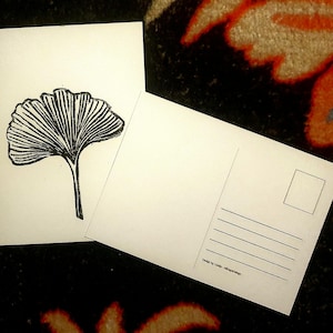 Carte postale « Feuille de Ginkgo » - d'après linogravure
