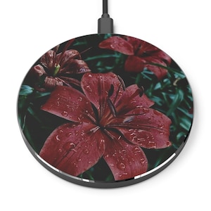 Floral Wireless Charger | Elegant Phone Charging Pad, Home Office Decor, Mother&#39;s Day Gift, Tech Accessory, Bright Flower Design