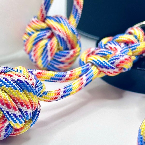 ZebraProudKeyCord Schlüsselanhänger - 25% LGBTQ+ Spende - Diamant Knoten - LGBTQ+ - Handarbeit - „Pride“ Color, bunt