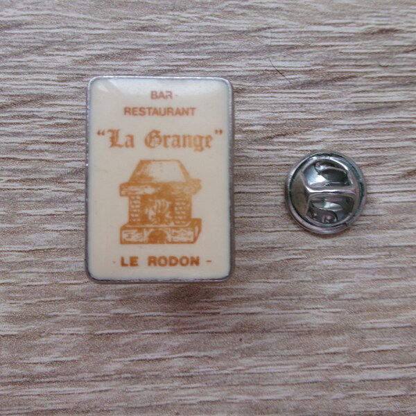 Pin's , pins publicitaire vintage , Bar Restaurant "La Grange" le rodon