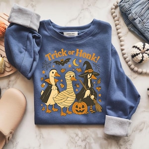 Trick or Honk Goose PNG | Funny Halloween Goose png | Cute Fall Sublimation Design | Mummy Witch Dracula Goose PNG | Vintage Retro Halloween