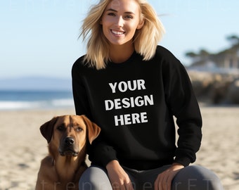 Gildan 18000 Mockup, Gildan svart tröja Mockup, tröja modell Mockup, svarta Gildan Crewneck Mockups, hund Mockup, digital nedladdning