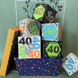 Cajas de tarjetas emergentes