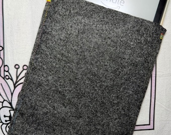 Handmade Kindle Paperwhite Sleeve: Protective Reader Case