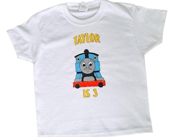 Personalisiertes Thomas die kleine Lokomotive T-Shirt | Benutzerdefinierte Name Geburtstagsgeschenk