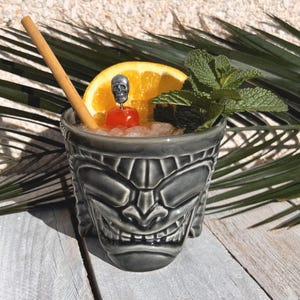 Ku Tiki Tasse Grau