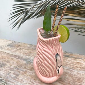 Pinker Flamingo Tiki Becher