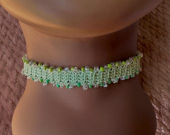 Crochet green beaded choker