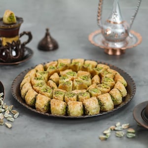 Sukur Turkish Ottoman Palace Dessert, Baklava Gift Box, Daily and Freshly, Traditional Turkish Desserts, Pistachio Delight, Homemade Candy