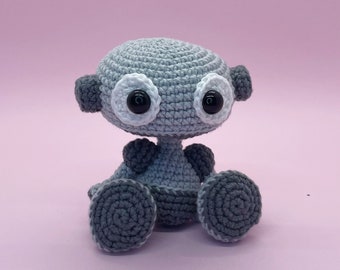 DIY Reggie the Robot Crochet Pattern