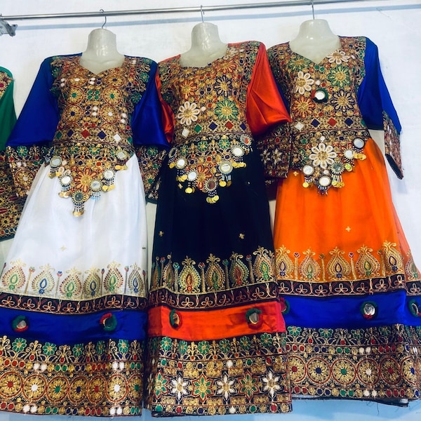 Afghani Hand geborduurde jurk, Kochi handgemaakte jurk, Traditionele Afghani kuchi jurk, Kochi kleding, Afghaanse jurk voor meisjes, Cadeau voor haar