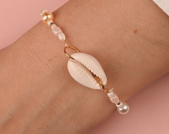 Natural Cowrie Shell Beaded Bracelet, Seashell Bracelet, Gift for Her