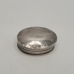 Vintage Sterling Silver Pill Box - Etsy