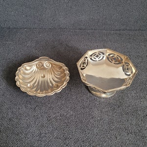 Zwei versilberte Vintage-Schüsseln
