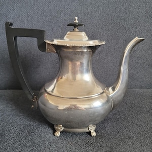 Vintage silver-plated coffee pot by Viners