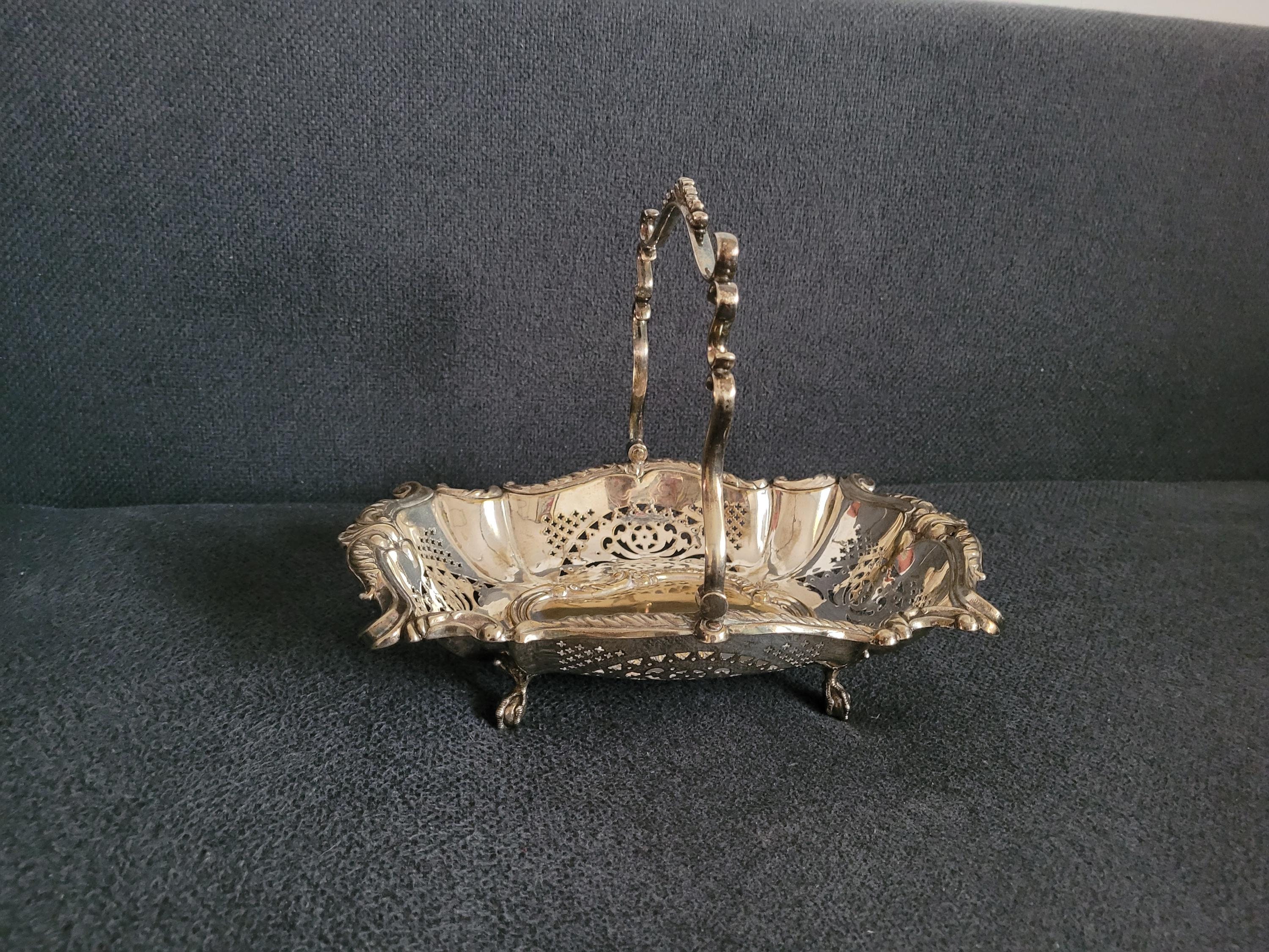 BOARDMAN & GLOSSOPのアンティークレアシルバーメッキフルーツ