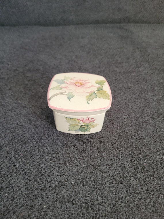 Vintage royal worcester palissy - Gem Vintage royal worcester palissy - Gem