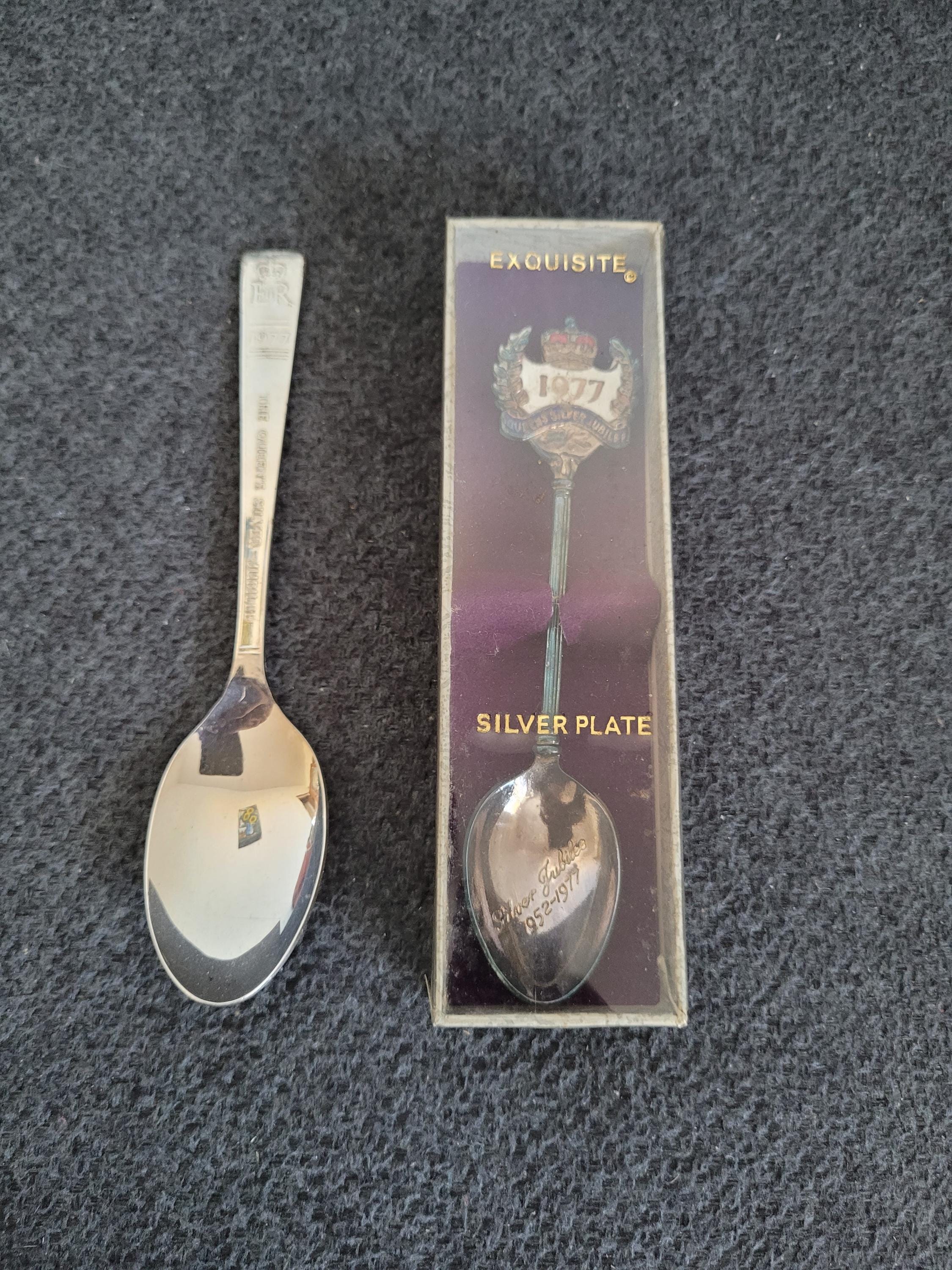 Commemorative Silver-plated Spoons – Queen Elizabeth II Silver