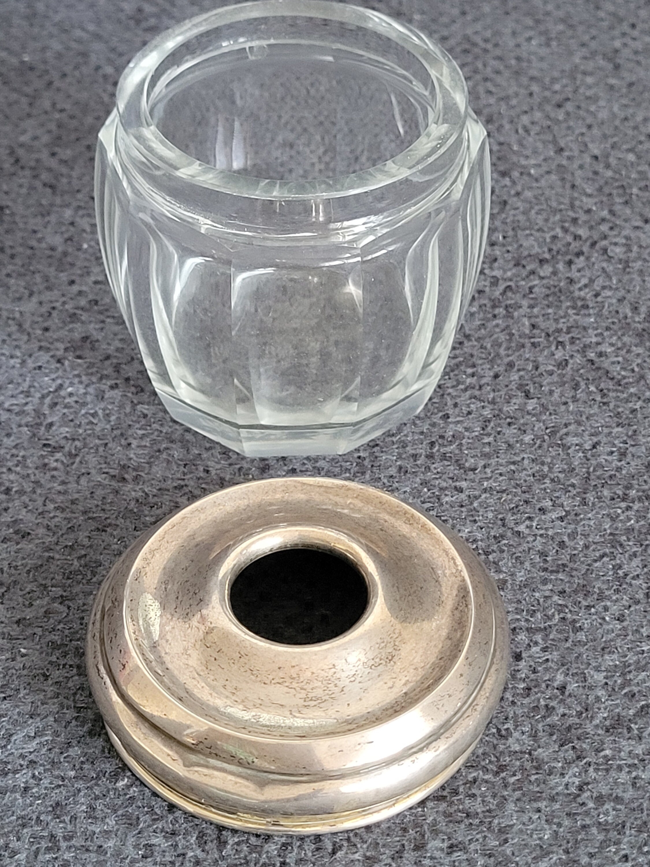 銀の蓋が付いたアンティークの瓶と銀の縁が付いた香水瓶。 - Etsy 日本