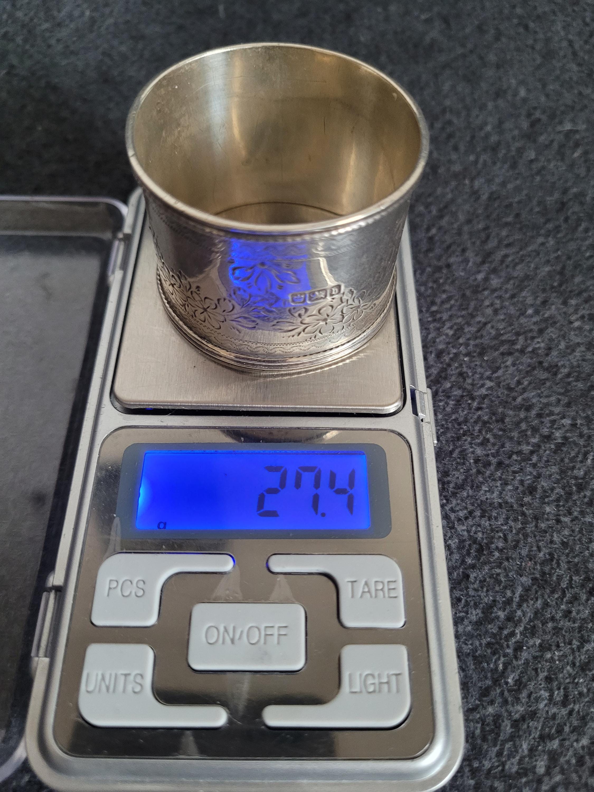イギリス　ナプキンリング　silver925 銀無垢 アンティーク 925 シルバーのナプキンリング。 - Etsy 日本