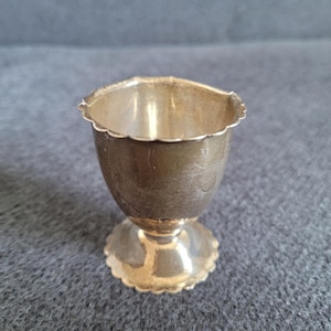 Antique sterling silver egg cup, made of 925 sterling silver