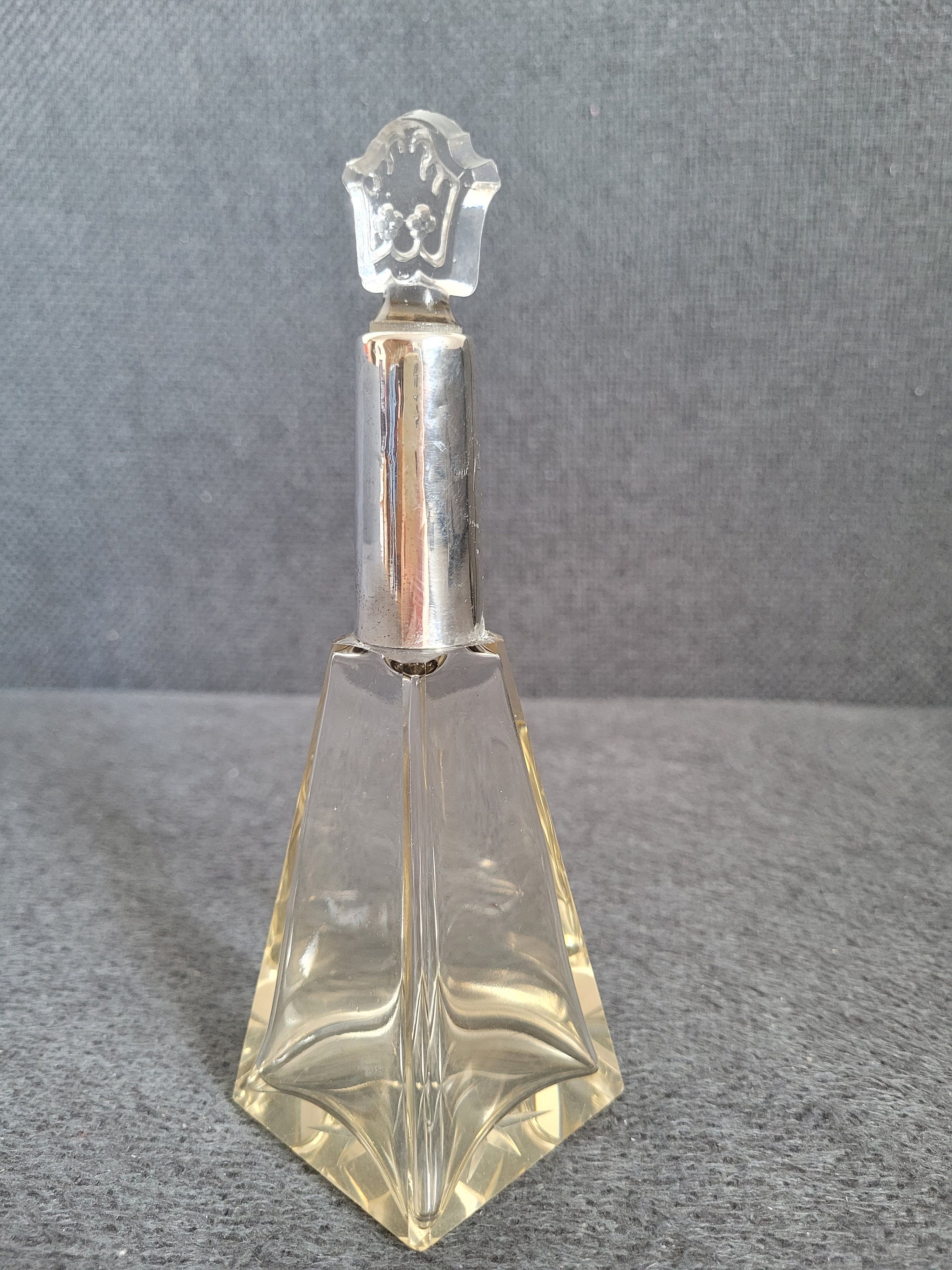 レア！ヴィンテージ！シルバー香水入れ レア！ヴィンテージ！シルバー香水入れ 楽天市場】香水 携帯ボトル