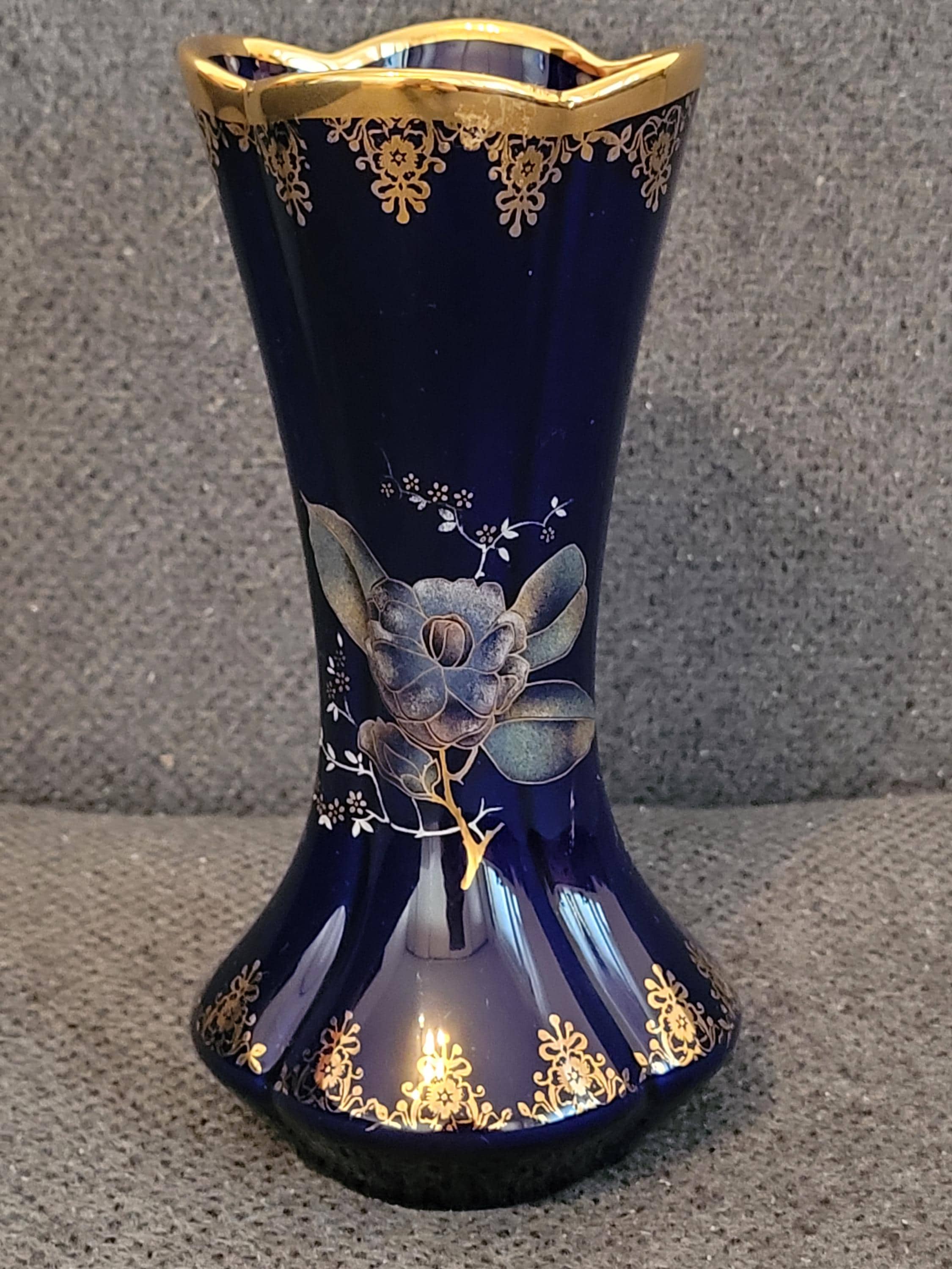 リモージュのエレガントな磁器の花瓶 - Etsy 日本