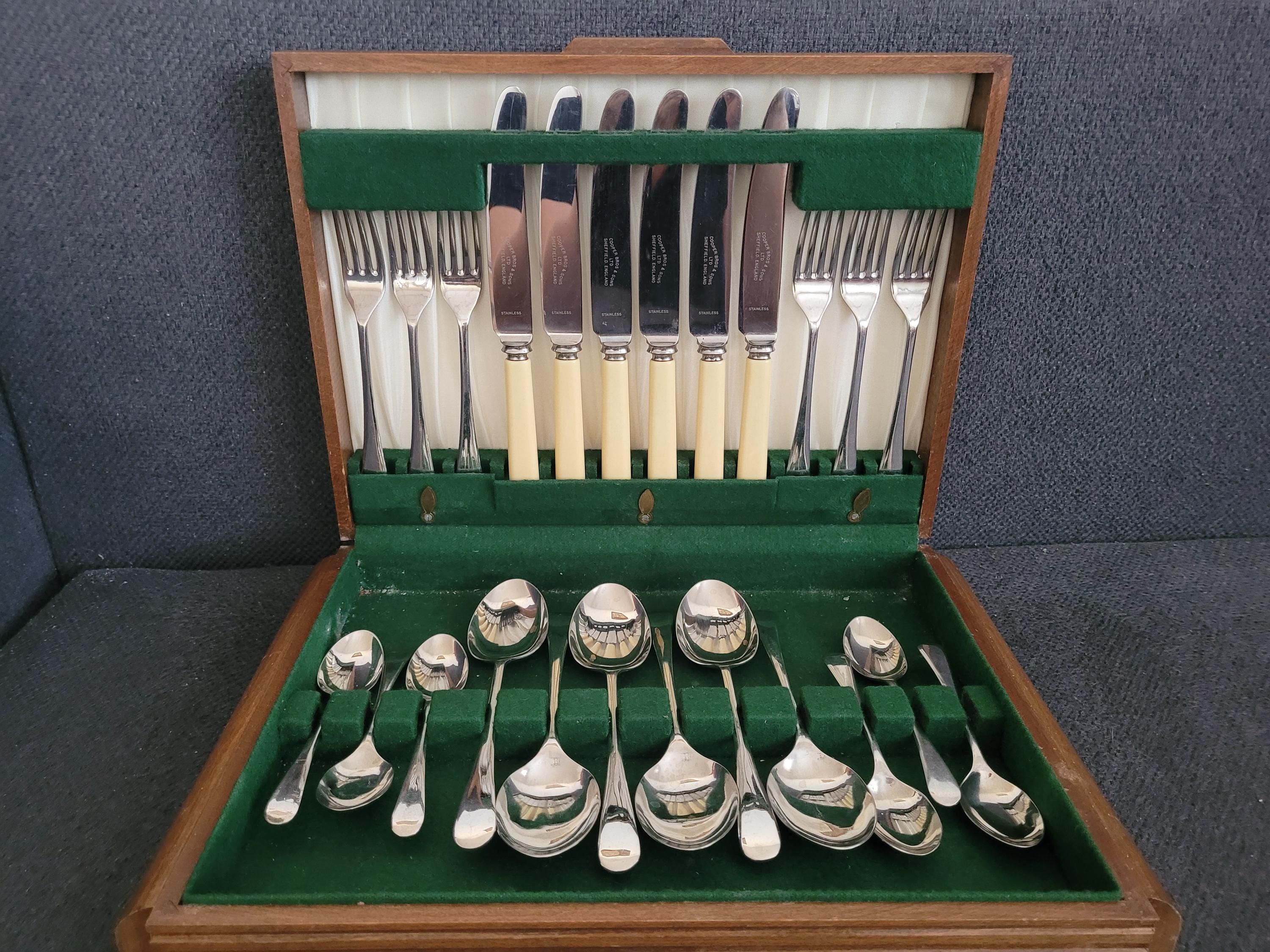 【Cooper Brothers】 ビクトリアンのフルーツスタンド Elegant Vintage Cutlery Set by Cooper Bros & Sons Ltd - Etsy