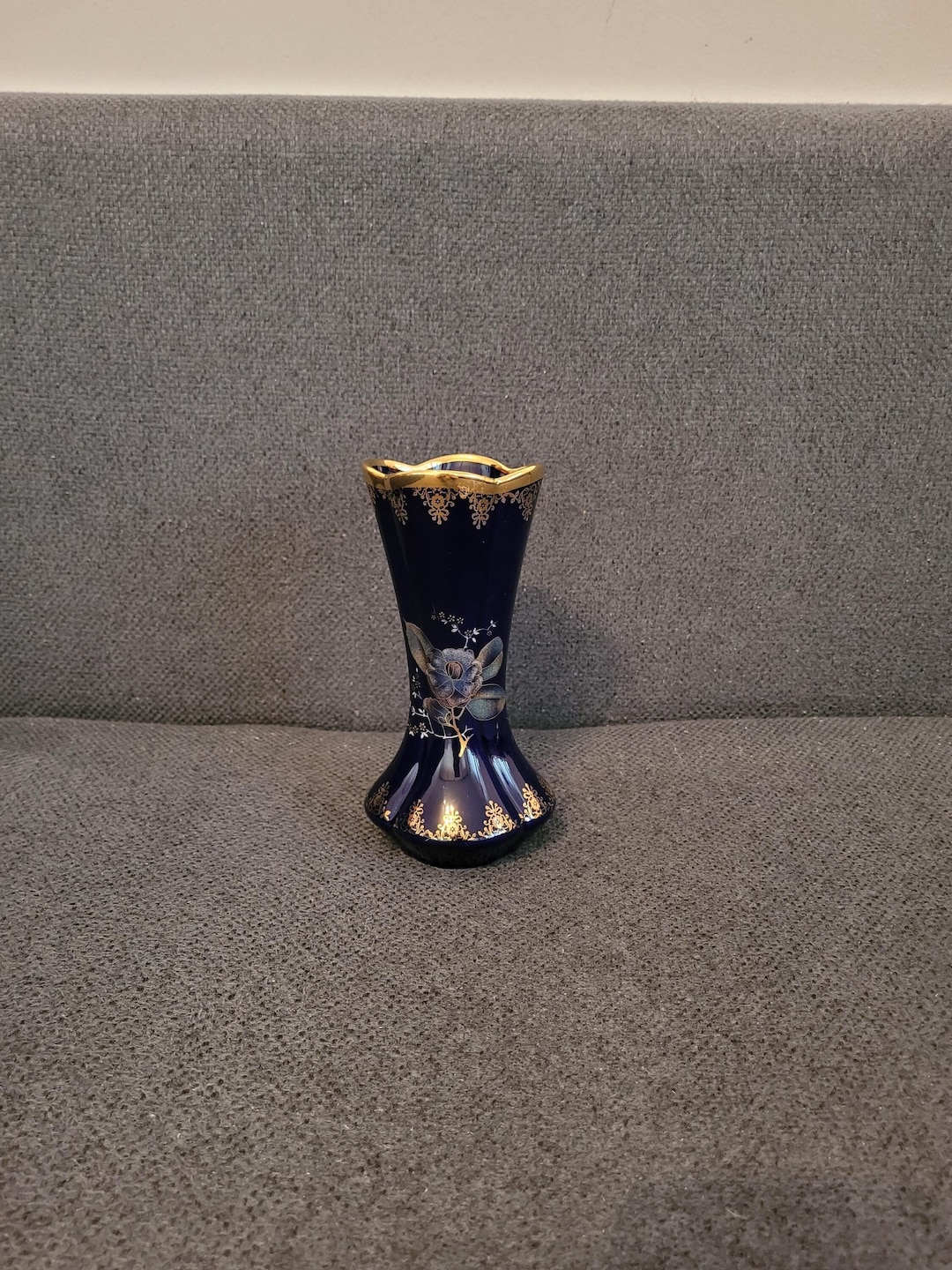 リモージュのエレガントな磁器の花瓶 - Etsy 日本