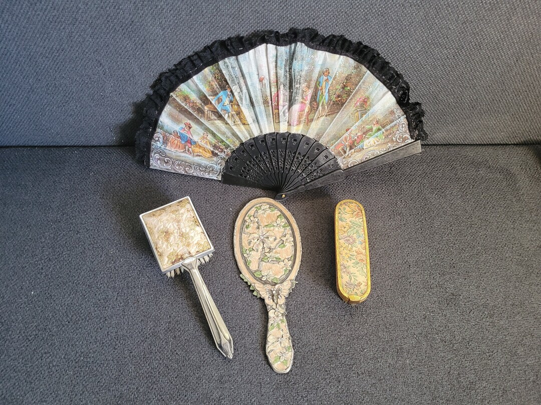 Set of Four Vintage Items - Etsy