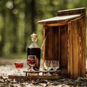 Wooden Birdhouse Mini Cabinet, Twitter Box with Mini Bar, Handmade Bird Houses Mini Decoration, Wooden Birdhouse with Space for Bottles