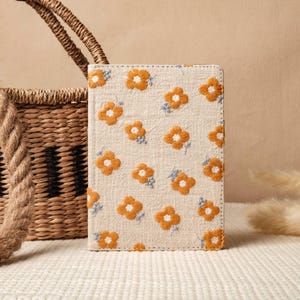 Sunflower Embroidery Kindle Case, Personalization Kindle Case, All new kindle 6&quot; 2024 Case, Kindle Paperwhite Case 12 Gen, 11 Gen