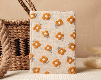 Sunflower Embroidery Kindle Case, Personalization Kindle Case, All new kindle 6" 2024 Case, Kindle Paperwhite Case 12 Gen, 11 Gen