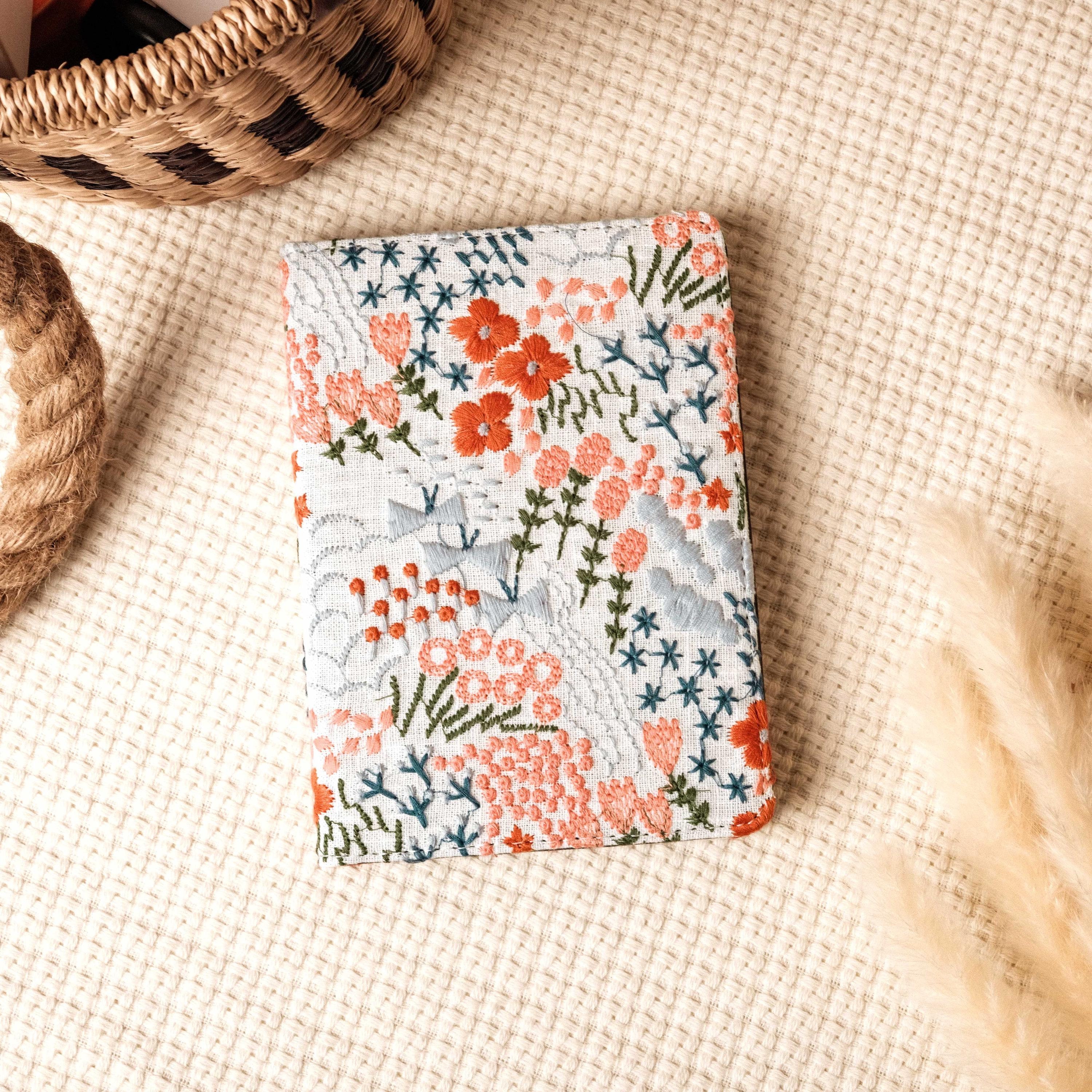 Red Small Garden Embroidery Kindle Case, Personalization Kindle Case, All new kindle 6&quot; 2024 Case, Kindle Paperwhite Case 12 Gen, 11 Gen