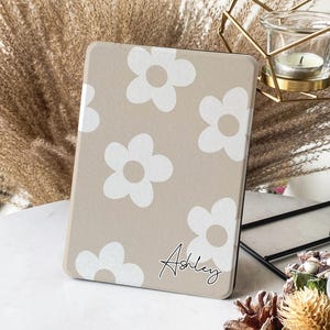 Custodia Minimalism Petal per Kindle 11a generazione (2024) con funzione di accensione/spegnimento automatico, custodia Colorsoft Paperwhite (2024), custodia Kobo Clara, regalo per la mamma