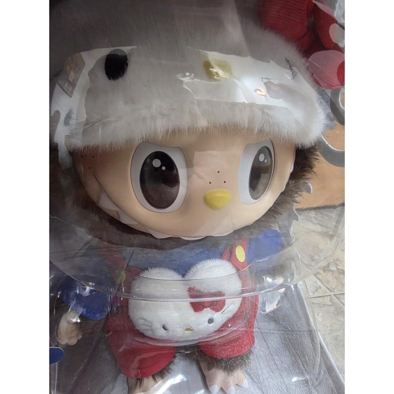 Figura de peluche de vinilo Labubu de Pop Mart The Monsters x Hello Kitty, nueva en caja. imagen 2