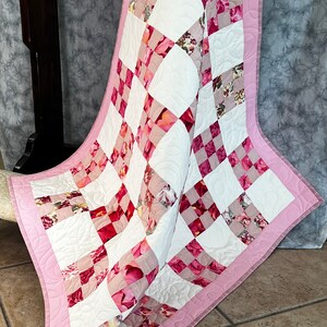 Nine Patch Baby / Lap Quilt