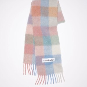 Acne studios bufanda de mohair a cuadros, amarillo pastel beige crema blue