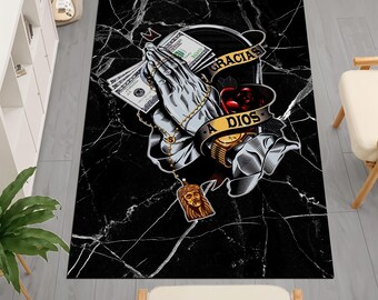 Sacred Heart Rug, Praying Hands With Rosary Gracias A Dios Banner